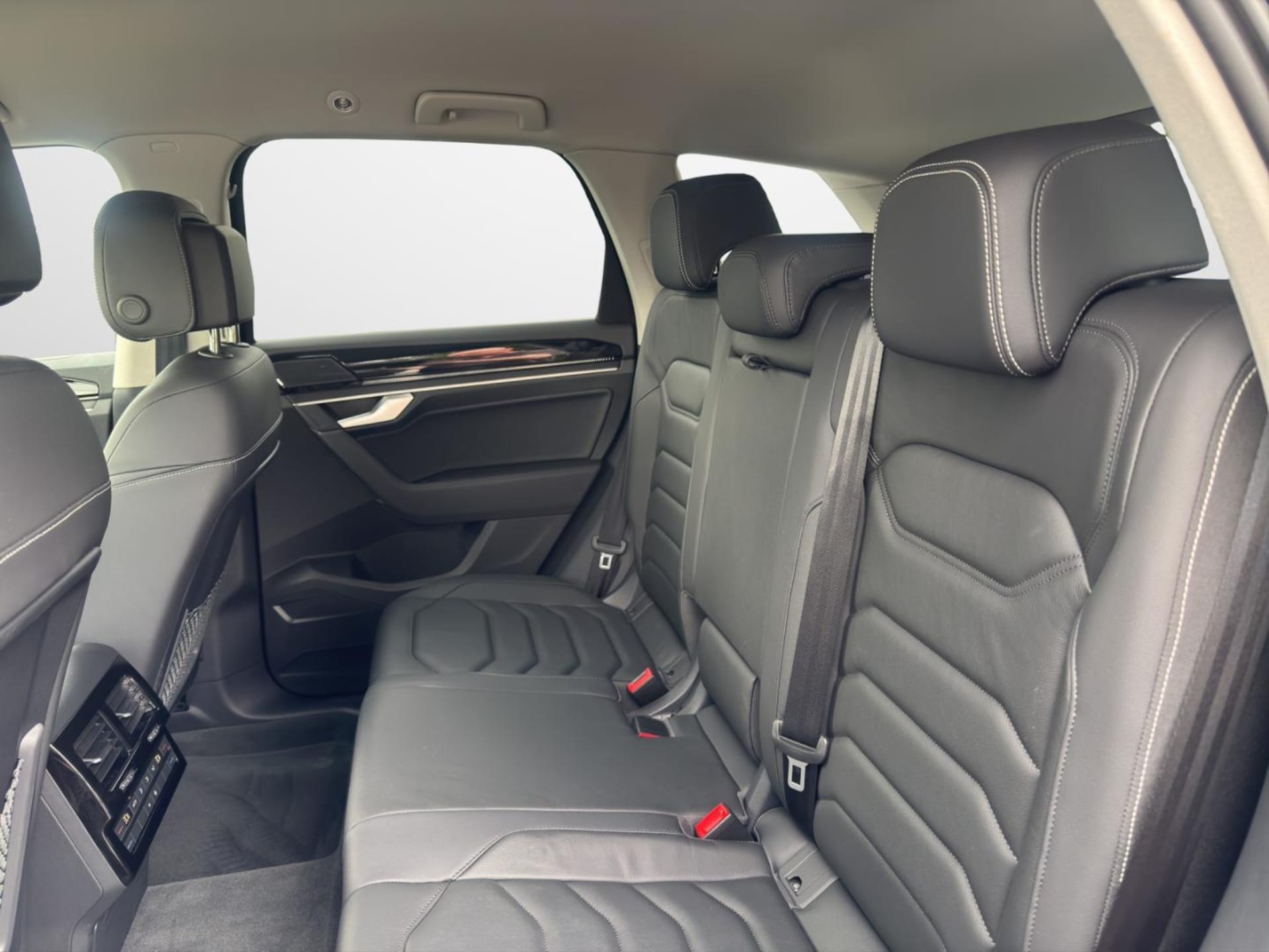 Volkswagen Touareg Basis-Modell