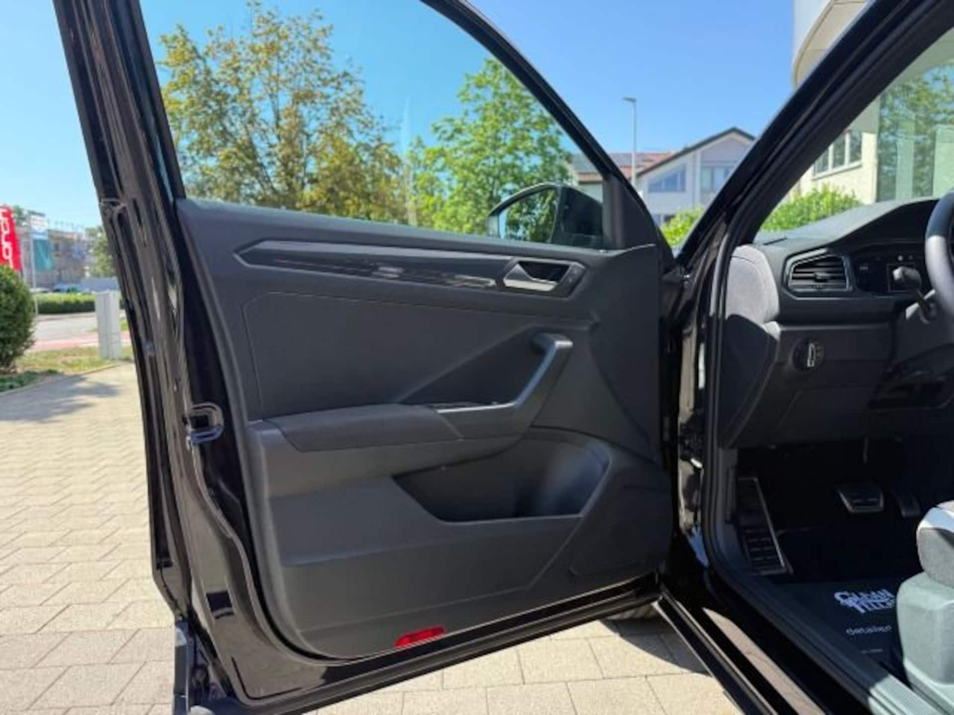 Volkswagen T-Roc Sport