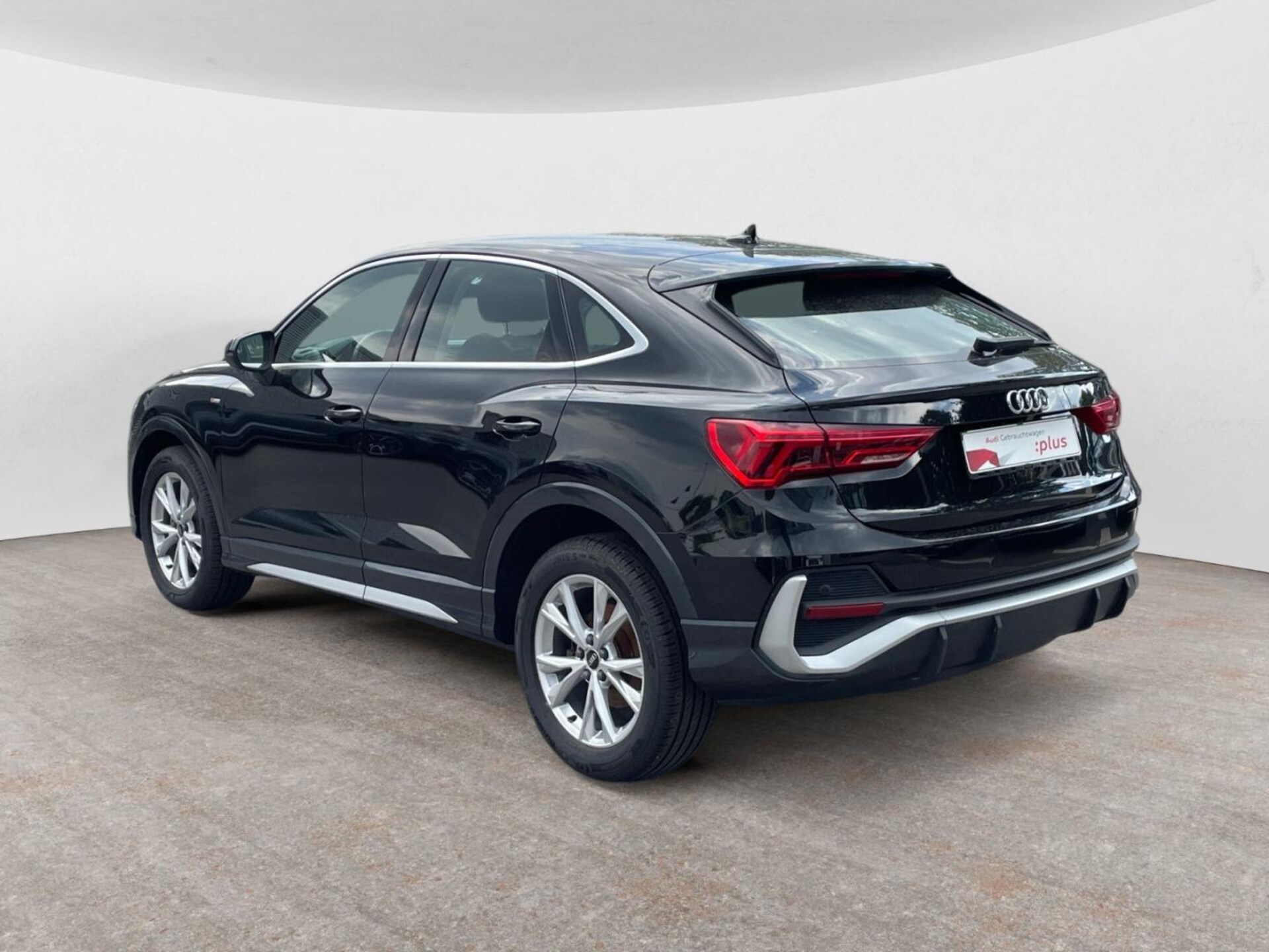 Audi Q3 Sportback S line