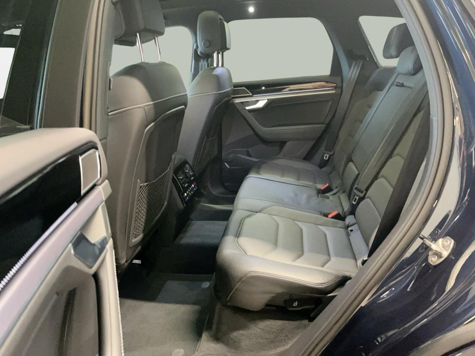 Volkswagen Touareg – Bild 11