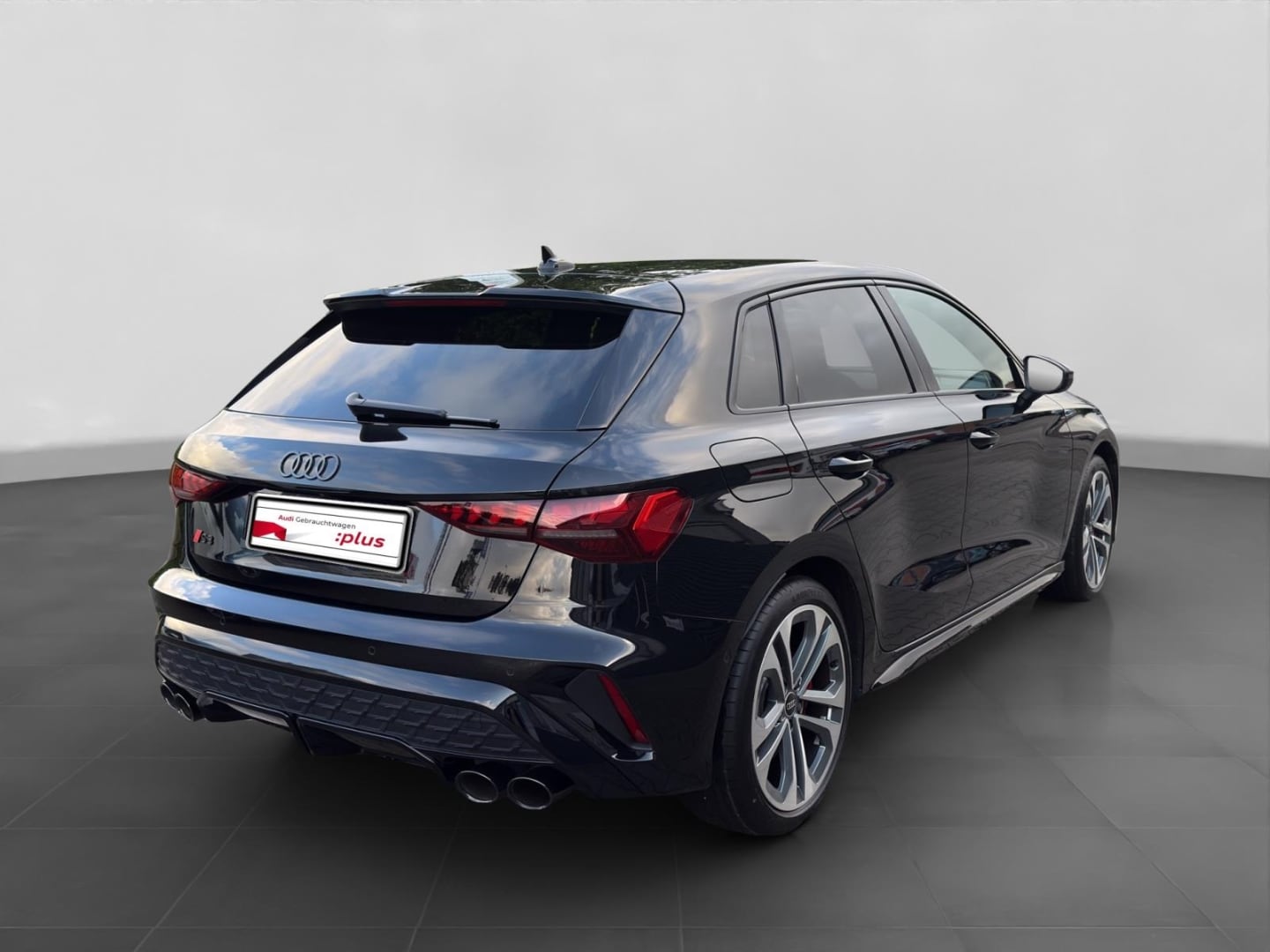 Bild über Audi S3 Sportback TFSI quattro S tronic - für weitere Informationen kontaktieren Sie den Audi Partner
