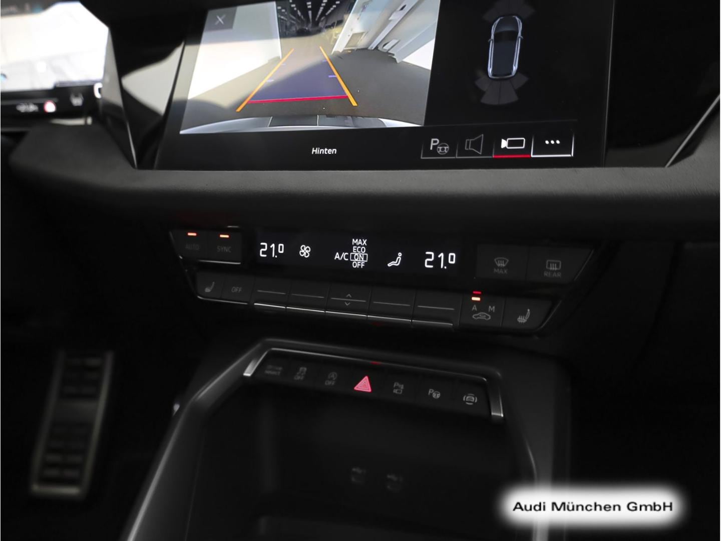 Bild über Audi S3 Sportback TFSI quattro S tronic - für weitere Informationen kontaktieren Sie den Audi Partner