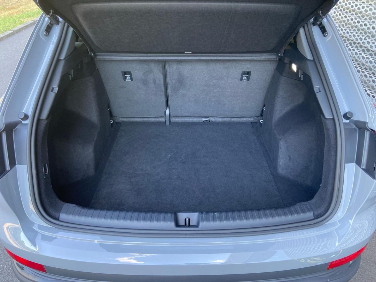 Image about Audi Q4 e-tron 40 e-tron