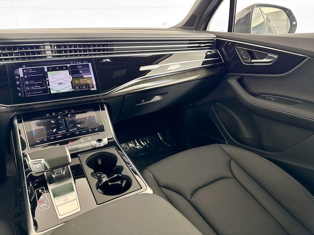 2026 Audi Q7 Premium Plus - Photo 9