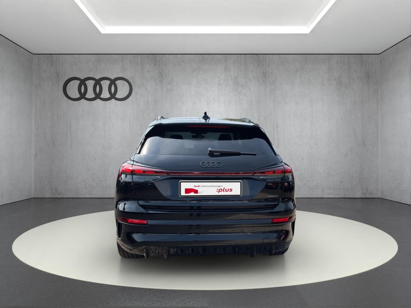 Bild über Audi Q4 SUV e-tron e-tron quattro performance 250 kW - für weitere Informationen kontaktieren Sie den Audi Partner