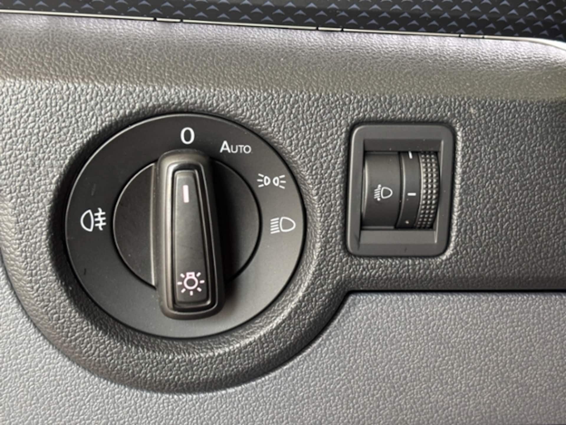 Volkswagen T-Cross United