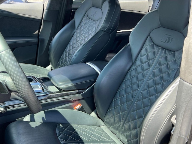 2022 Audi SQ8