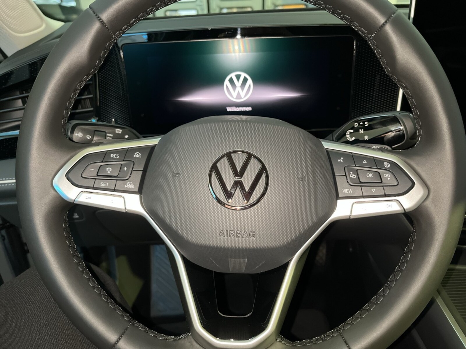 Volkswagen Passat – Bild 12