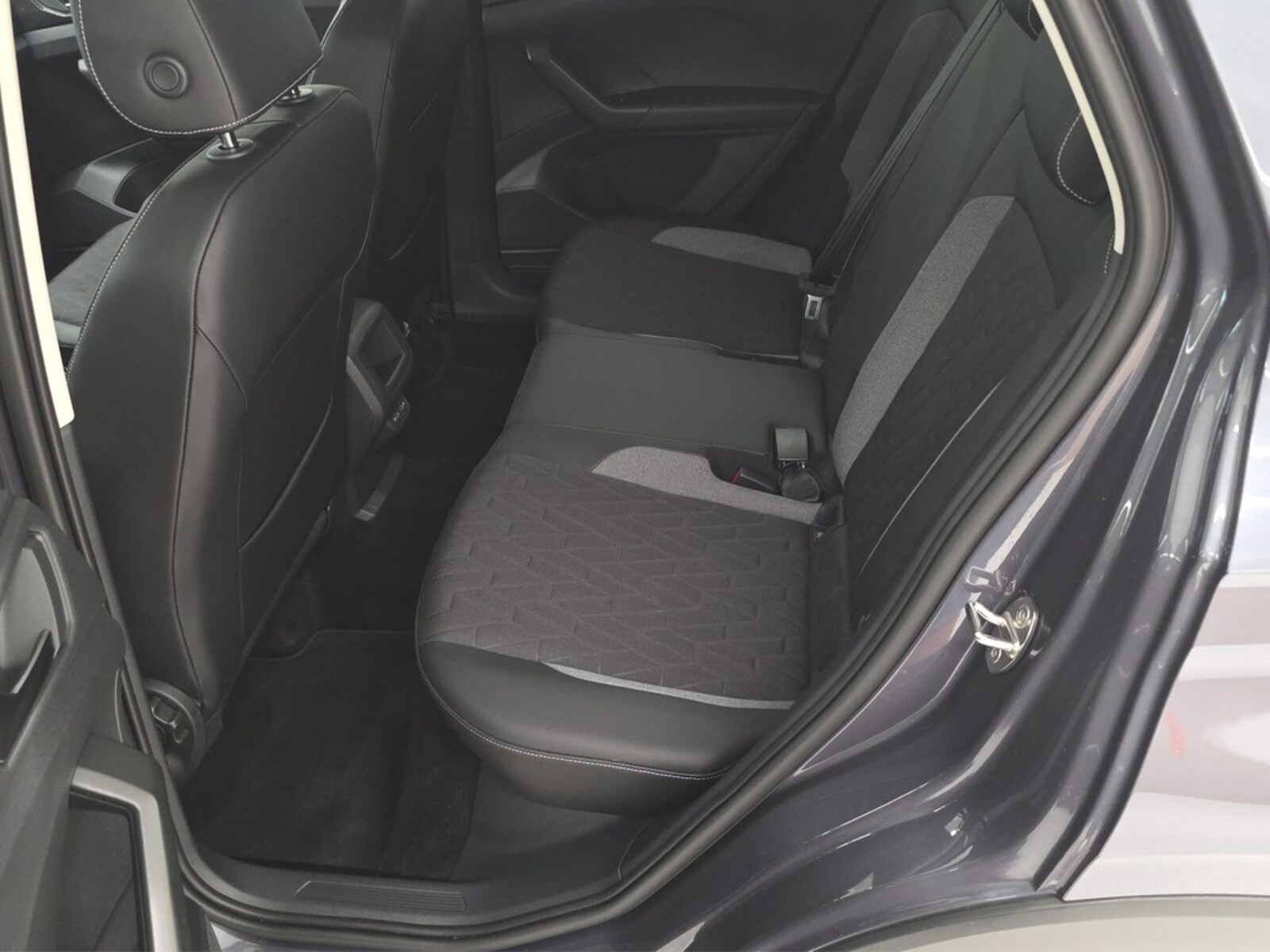Volkswagen T-Cross – Bild 12