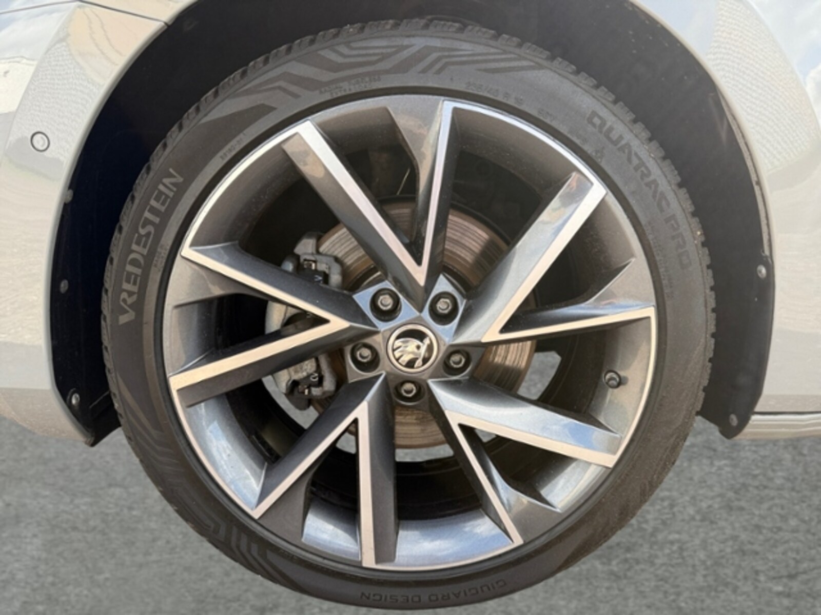 Škoda Superb Combi – Bild 11