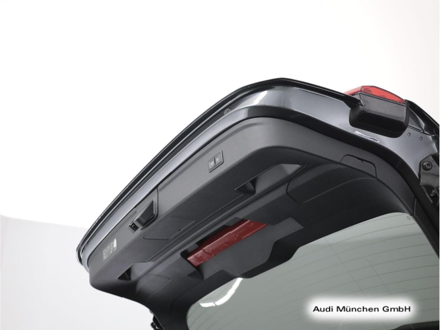 Bild über Audi S3 Sportback TFSI quattro S tronic - für weitere Informationen kontaktieren Sie den Audi Partner