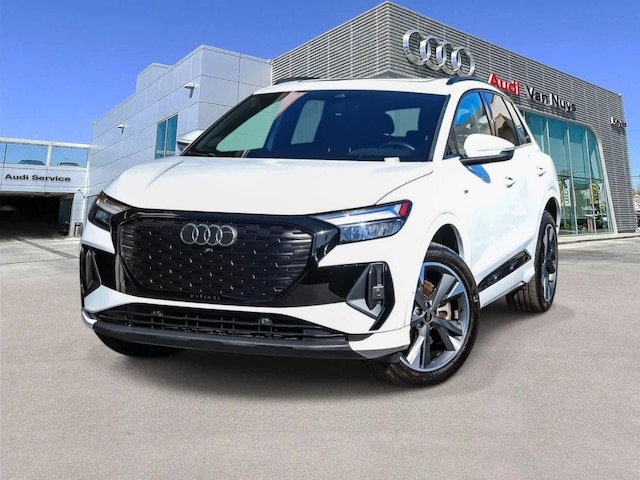 Photo of 2023 Audi Q4 e-tron 