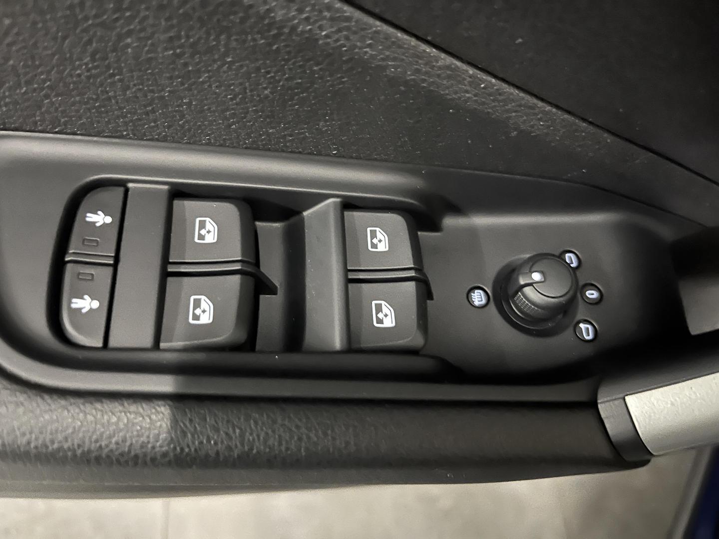 Image about Audi Q2 Business Line 30 TFSI 81 kW (110 ch) 6 vitesses