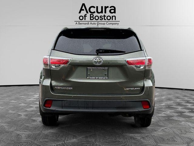 2016 Toyota Highlander
