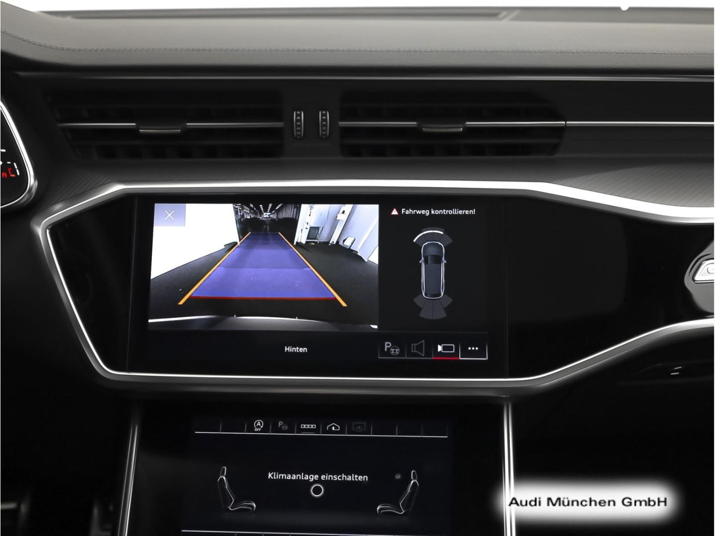 Bild über Audi RS 6 Avant performance TFSI quattro tiptronic - für weitere Informationen kontaktieren Sie den Audi Partner