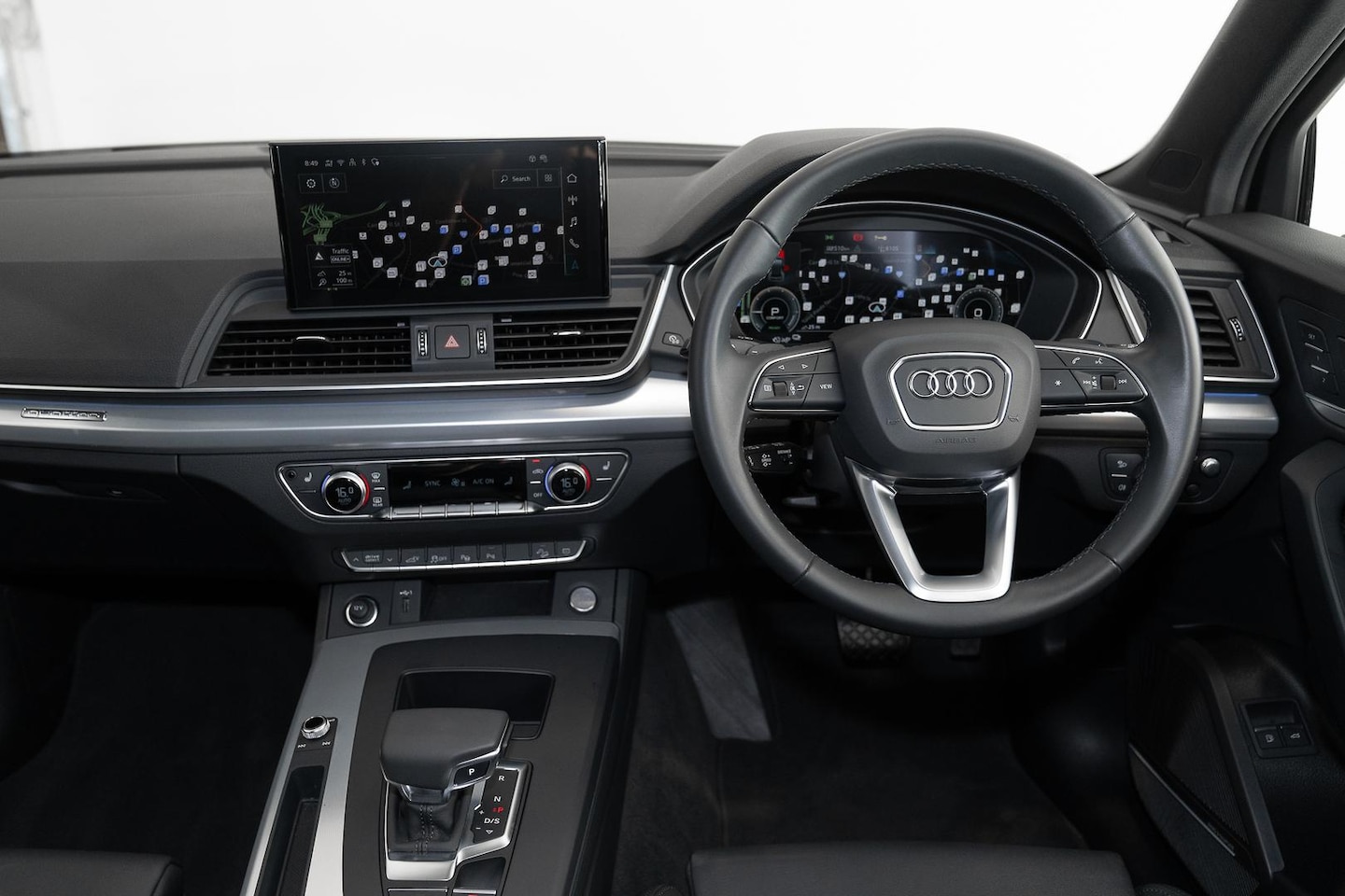 Image about Audi Q5 TFSI e S line 55 TFSI e quattro S tronic