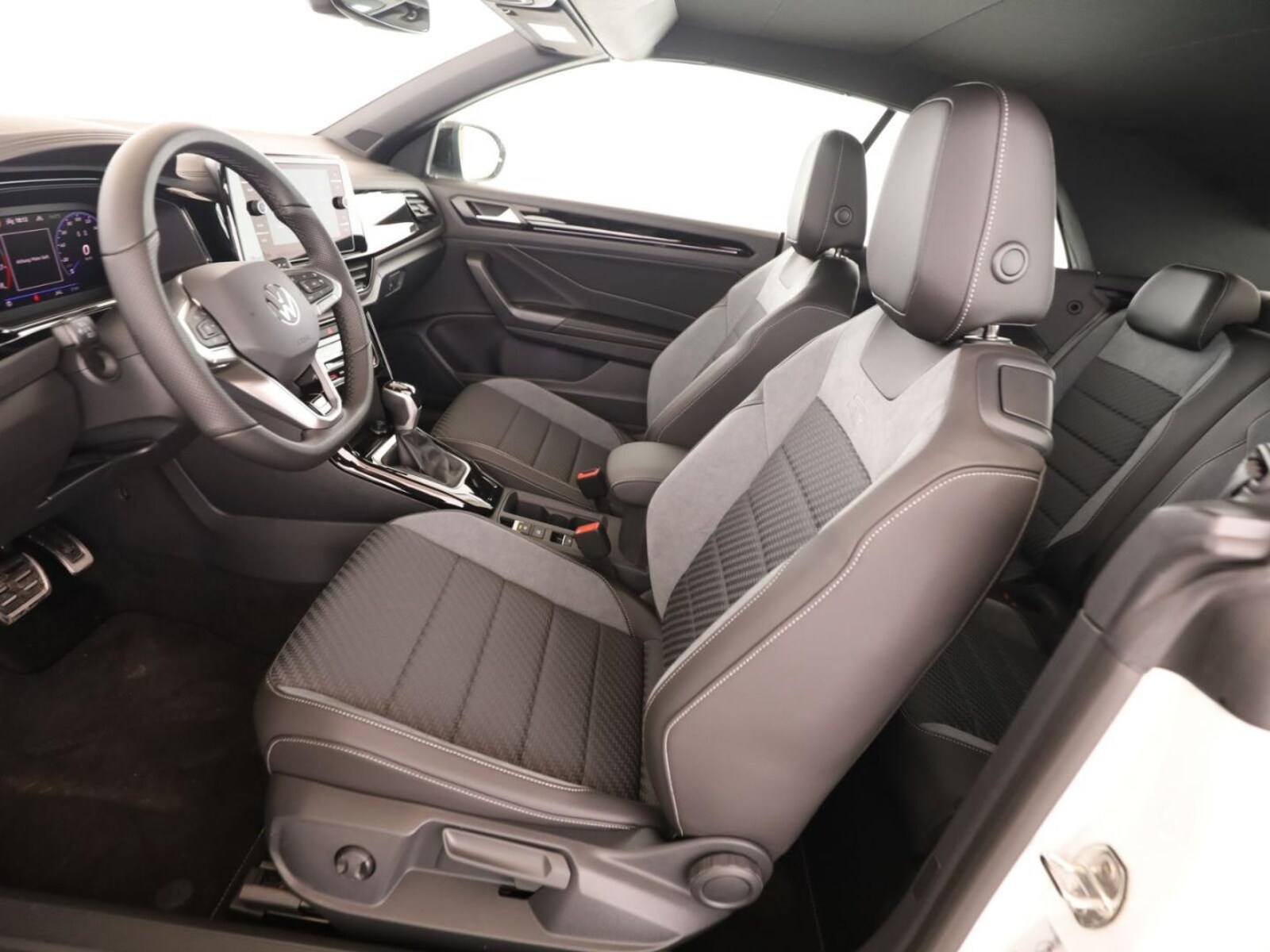 Volkswagen T-Roc Cabriolet – Bild 18