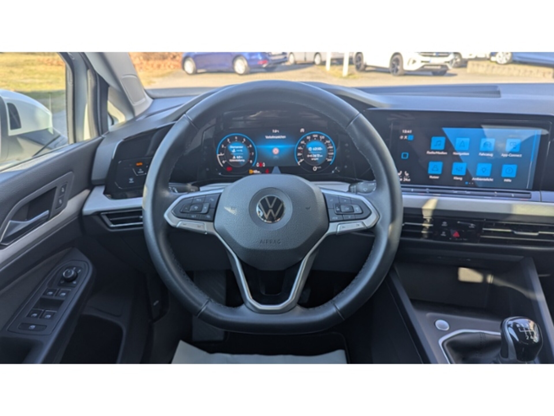 Volkswagen Golf Life