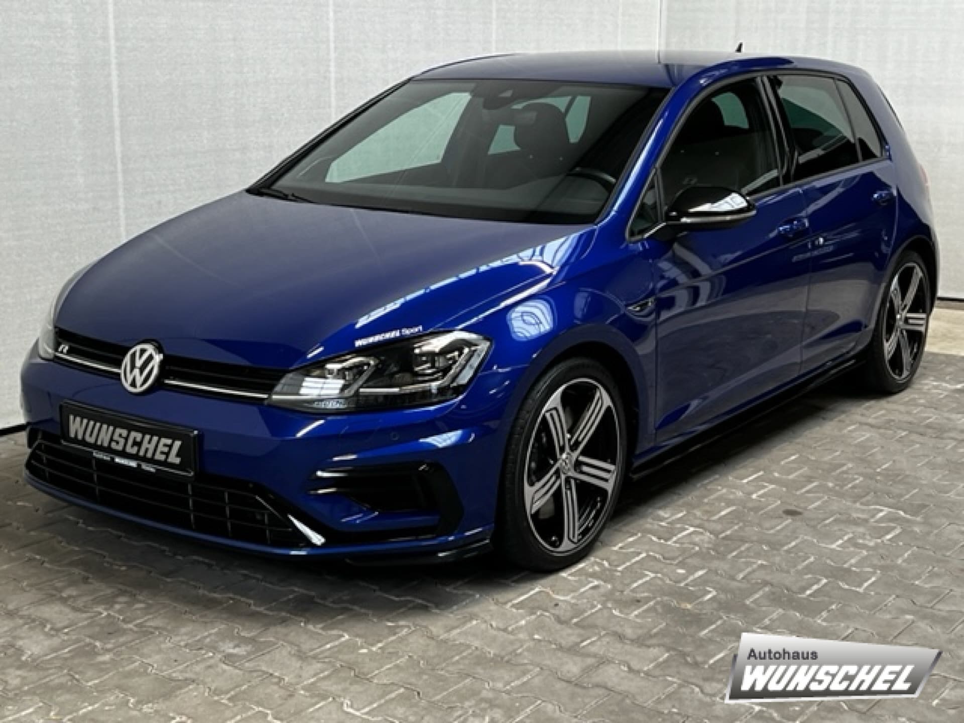 Volkswagen Golf R
