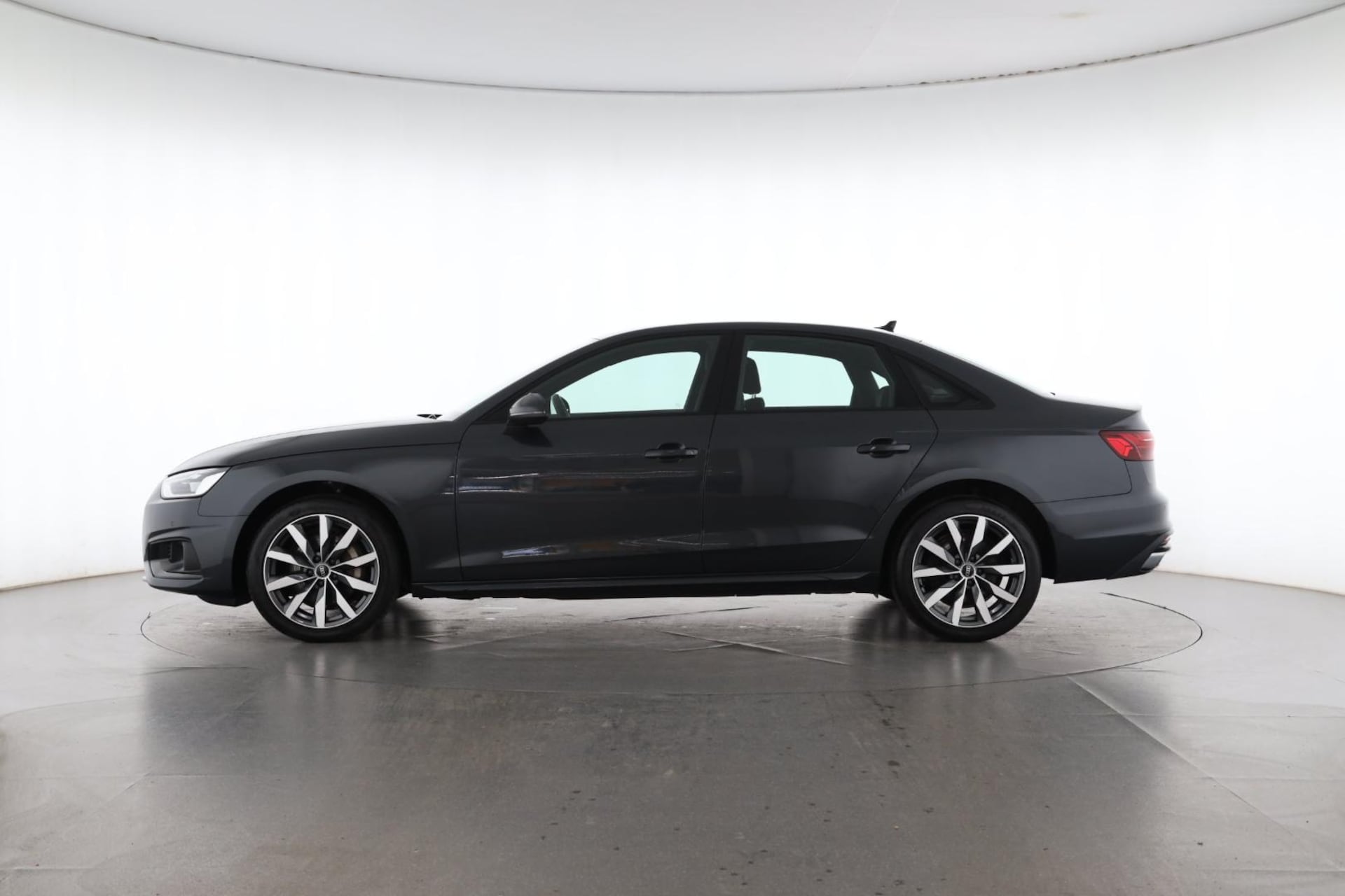 Audi A4 Limousine Advanced