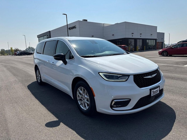 2024 Chrysler Pacifica