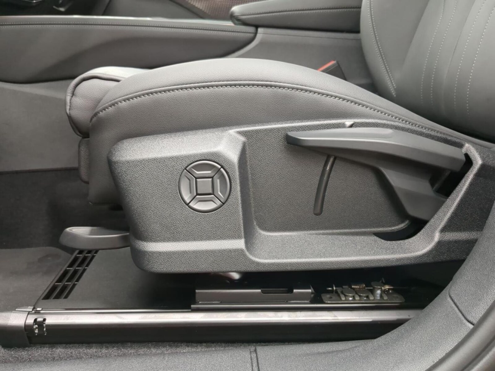 Audi Q3 Sportback – Bild 11