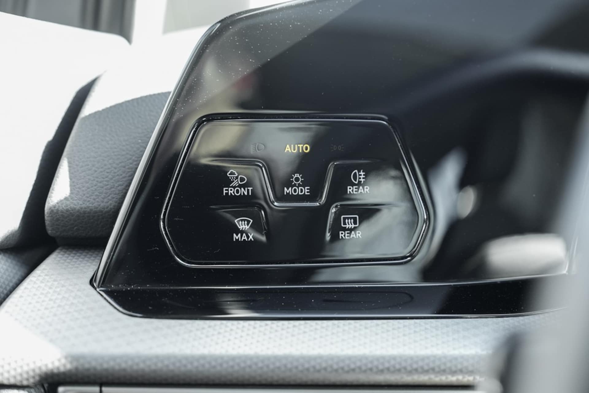 Volkswagen Golf Active
