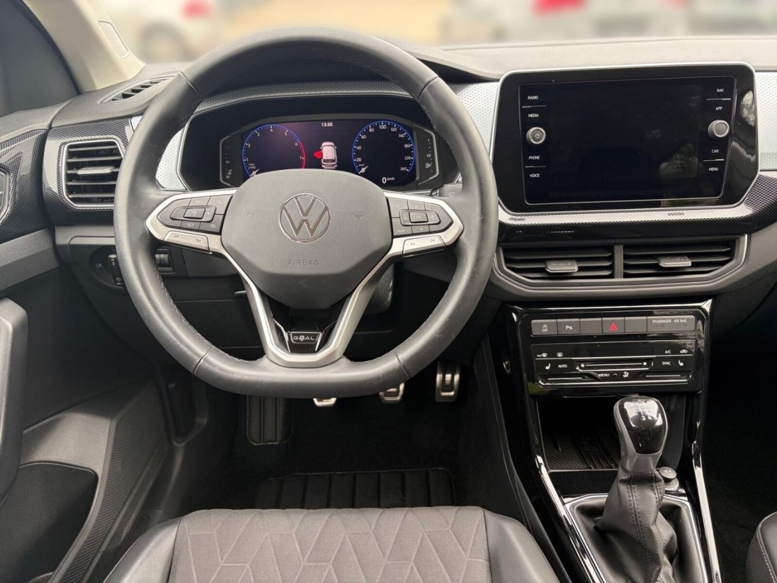 Volkswagen T-Cross – Bild 11