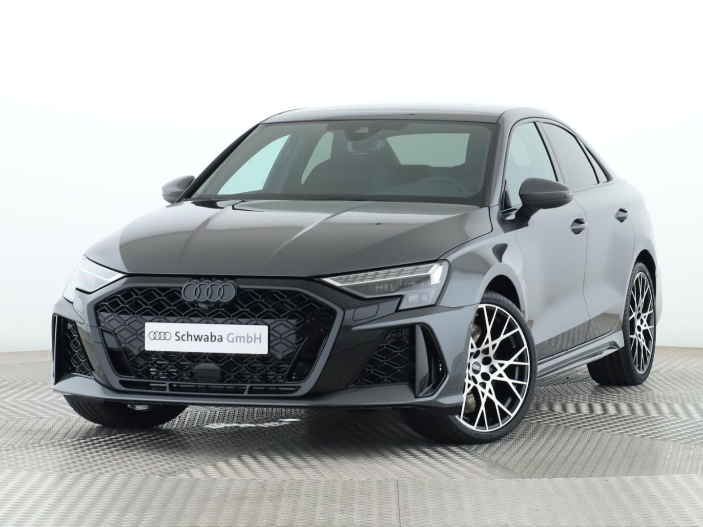 Image about Audi RS 3 Limousine TFSI quattro S tronic