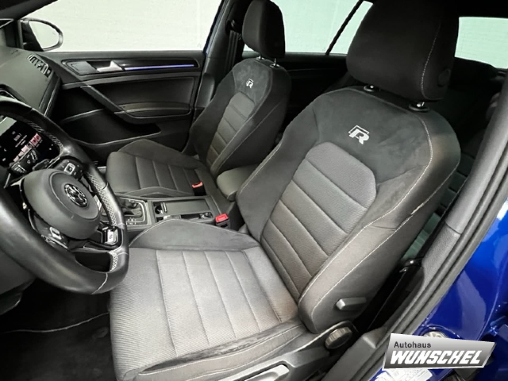 Volkswagen Golf R