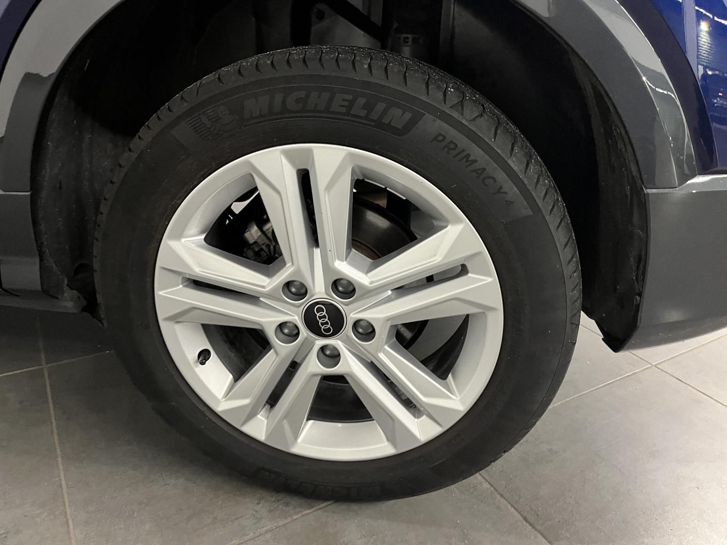 Image about Audi Q2 Business Line 30 TFSI 81 kW (110 ch) 6 vitesses