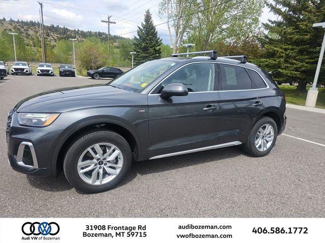 2023 Audi Q5 45 Premium's photo