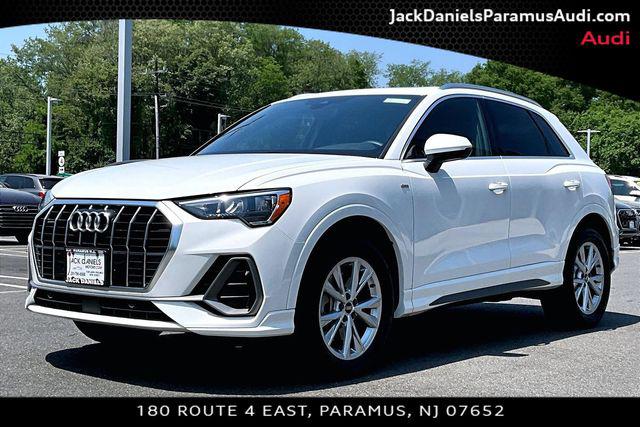 2022 Audi Q3 45 TFSI S Line Premium quattro's photo