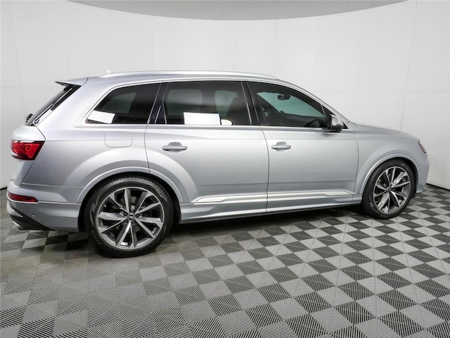 2022 Audi SQ7