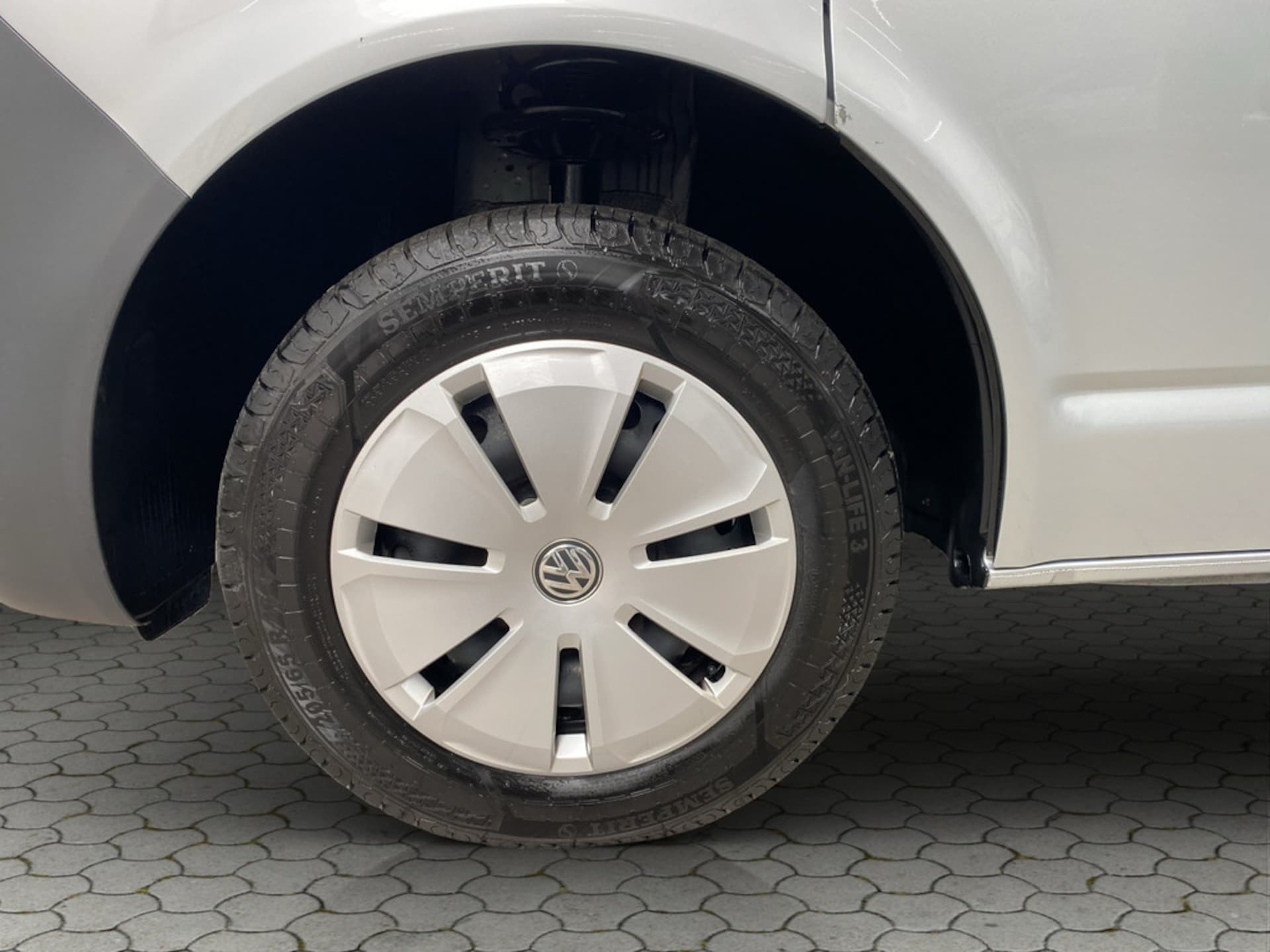 Volkswagen T6.1 Transporter Kasten kurzer Radstand