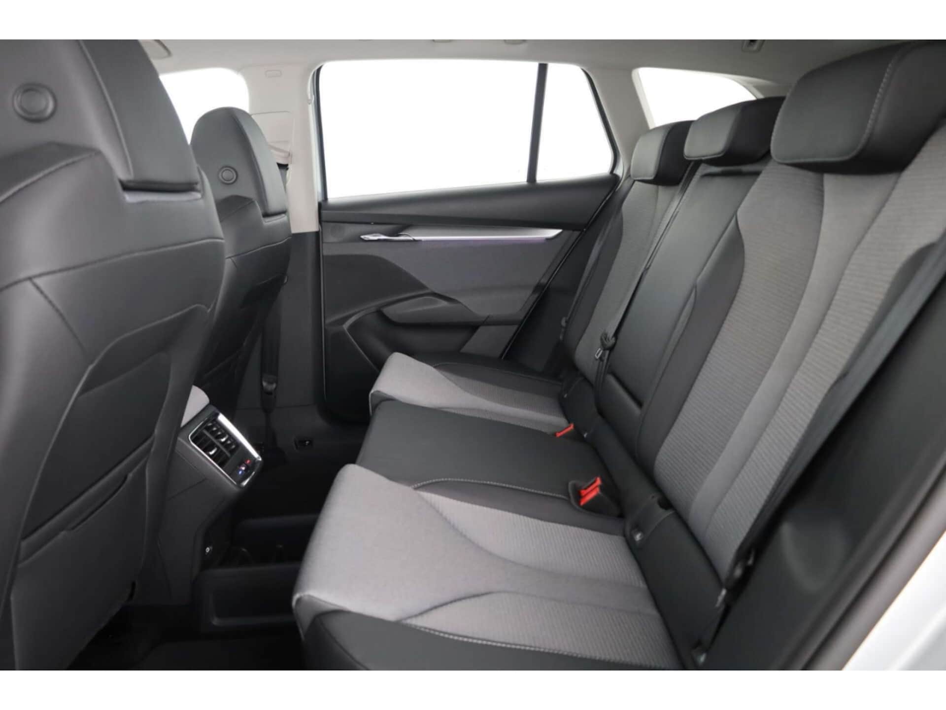 Skoda Enyaq 85x