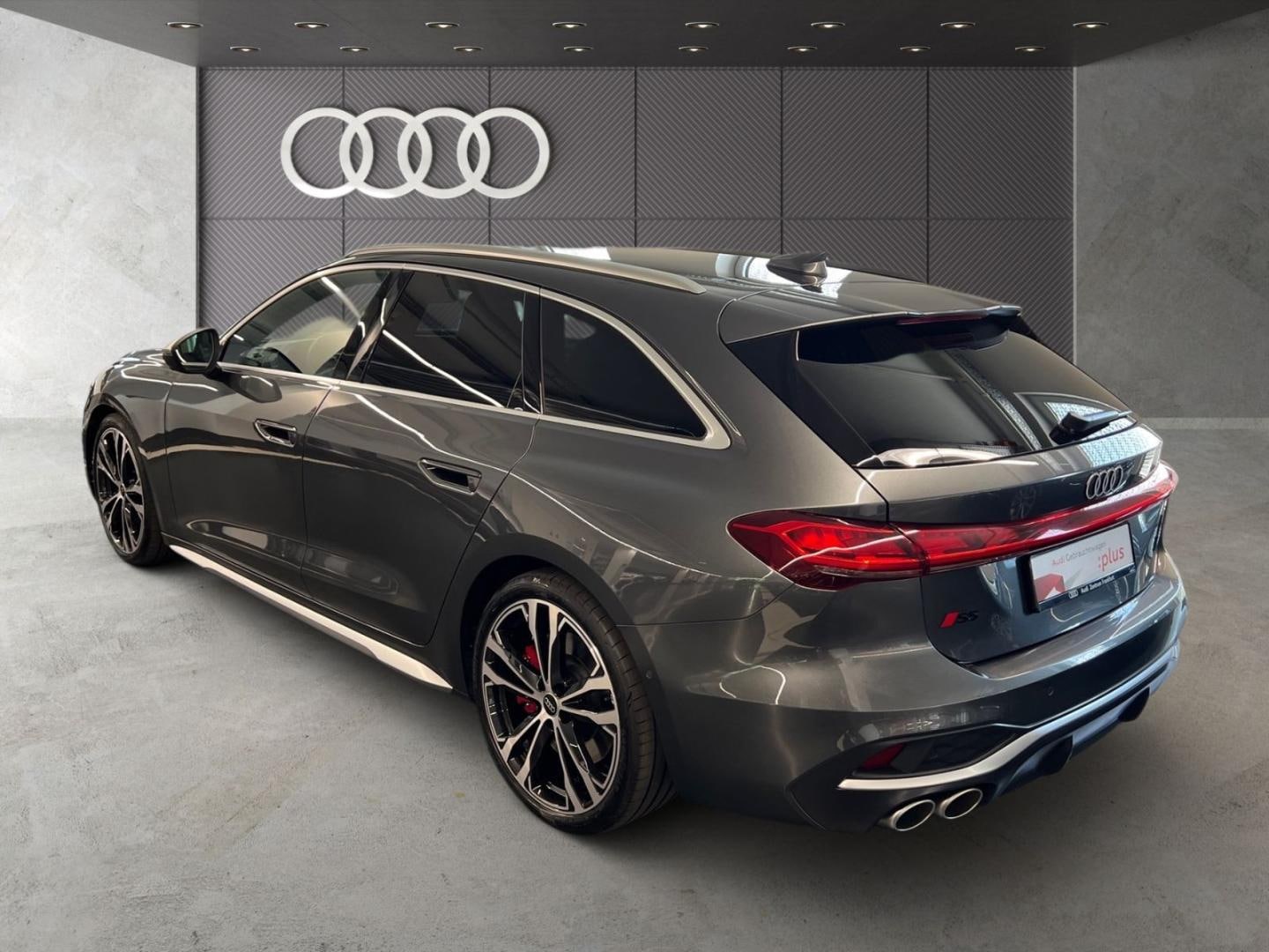 Bild über Audi S5 Avant TFSI 270 kW S tronic - für weitere Informationen kontaktieren Sie den Audi Partner