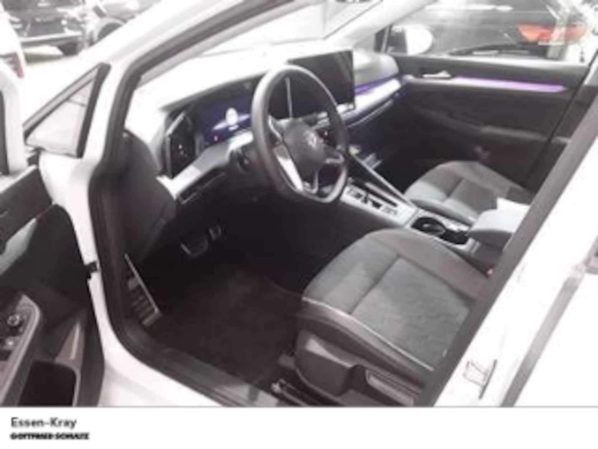 Volkswagen Golf Life