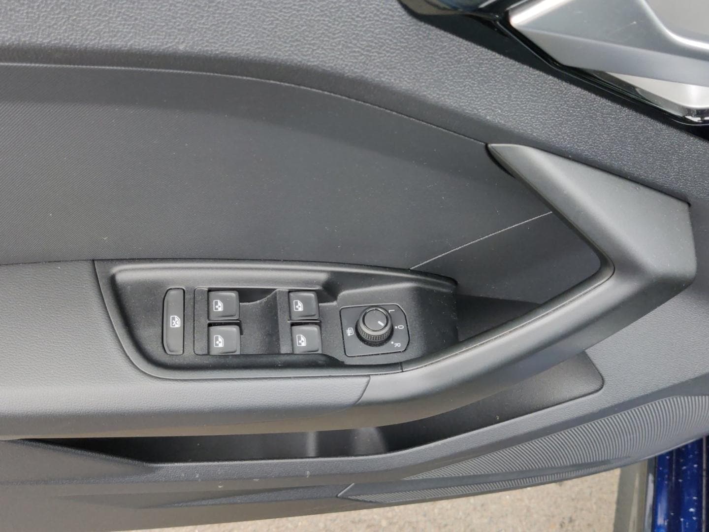 Bild über Audi A1 allstreet 30 TFSI S tronic - für weitere Informationen kontaktieren Sie den Audi Partner
