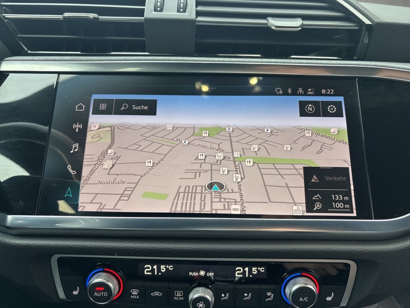 Bild über Audi Q3 S line 40 TFSI quattro S tronic - für weitere Informationen kontaktieren Sie den Audi Partner