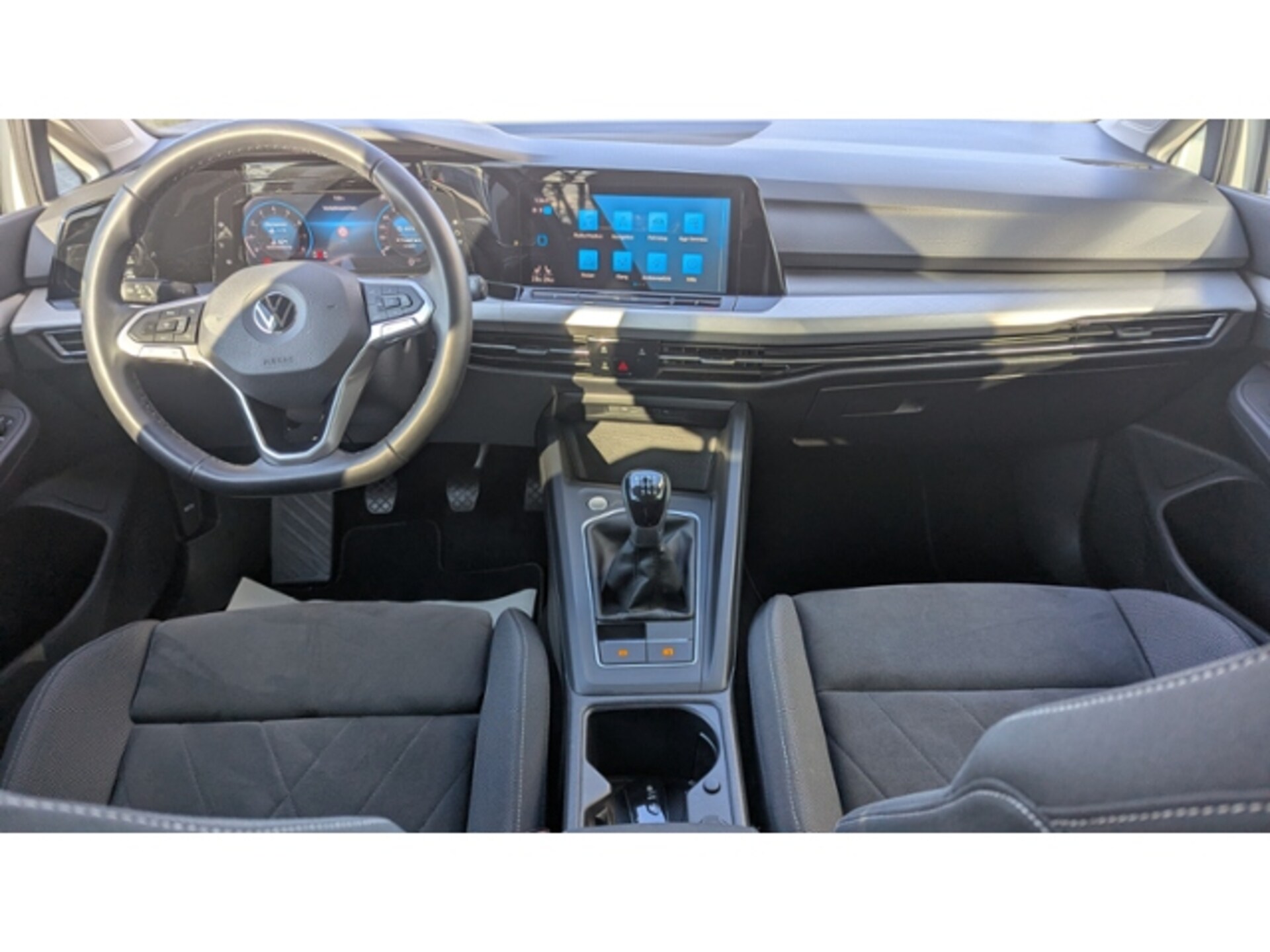 Volkswagen Golf Life