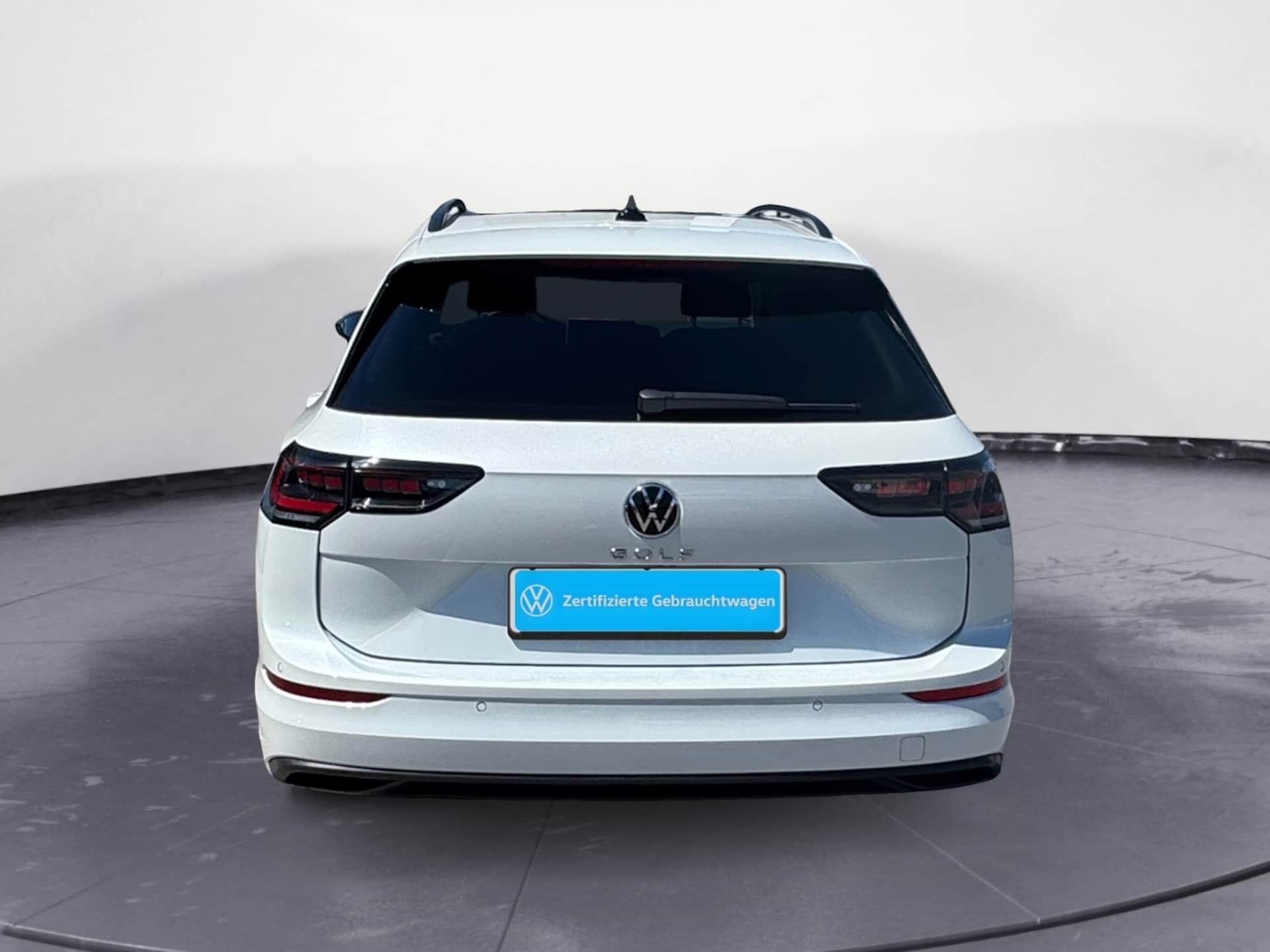 Volkswagen Golf Variant Life