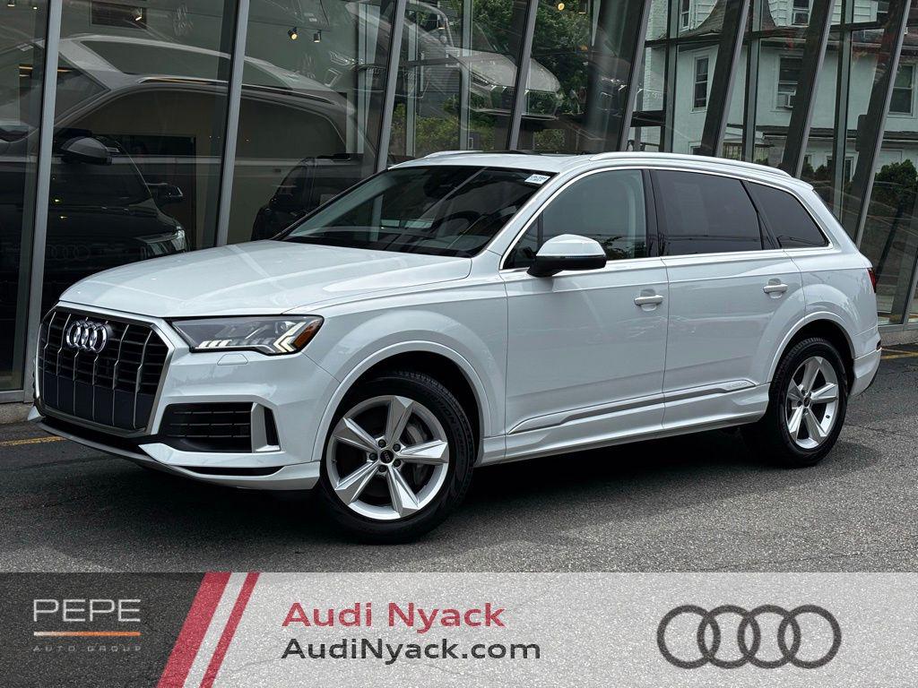 2023 Audi Q7 55 Premium quattro Tiptronic's photo