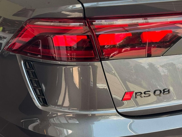 2026 Audi RS Q8 Base - Photo 8