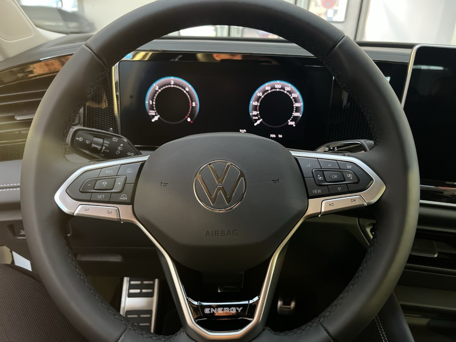 Volkswagen Tiguan – Bild 12