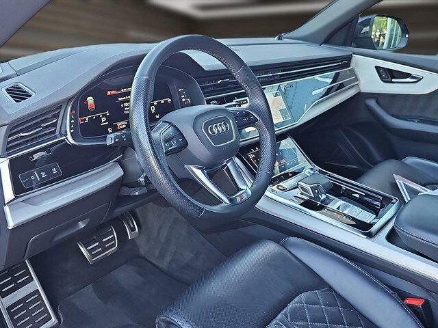 Image about Audi SQ8 TFSI quattro tiptronic