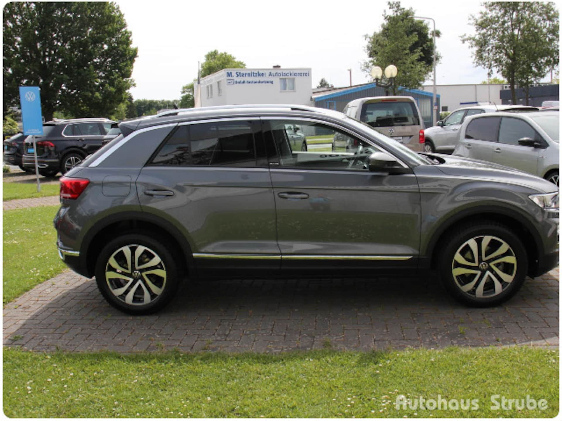 Volkswagen T-Roc Active