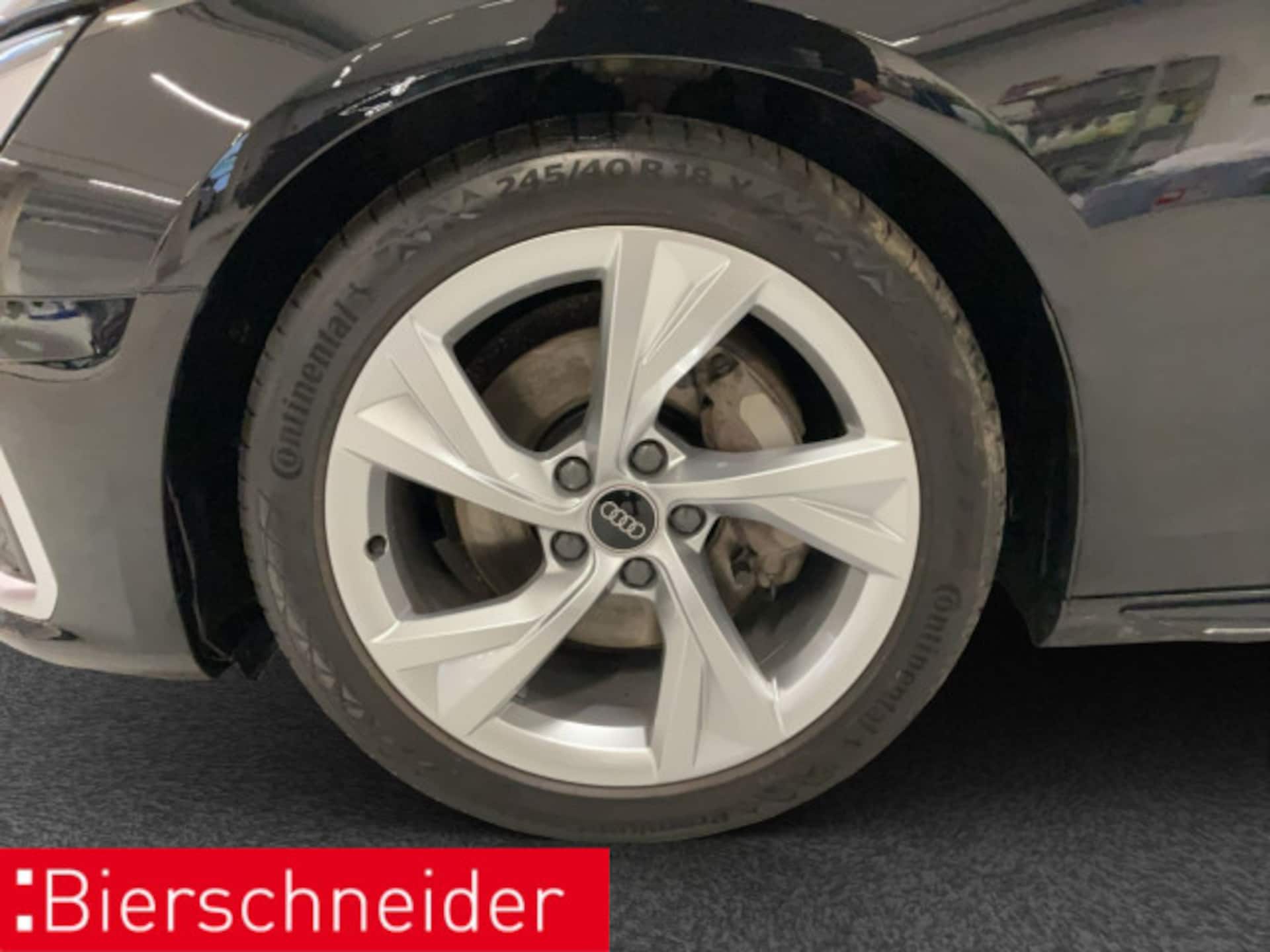 Audi A4 Avant S line