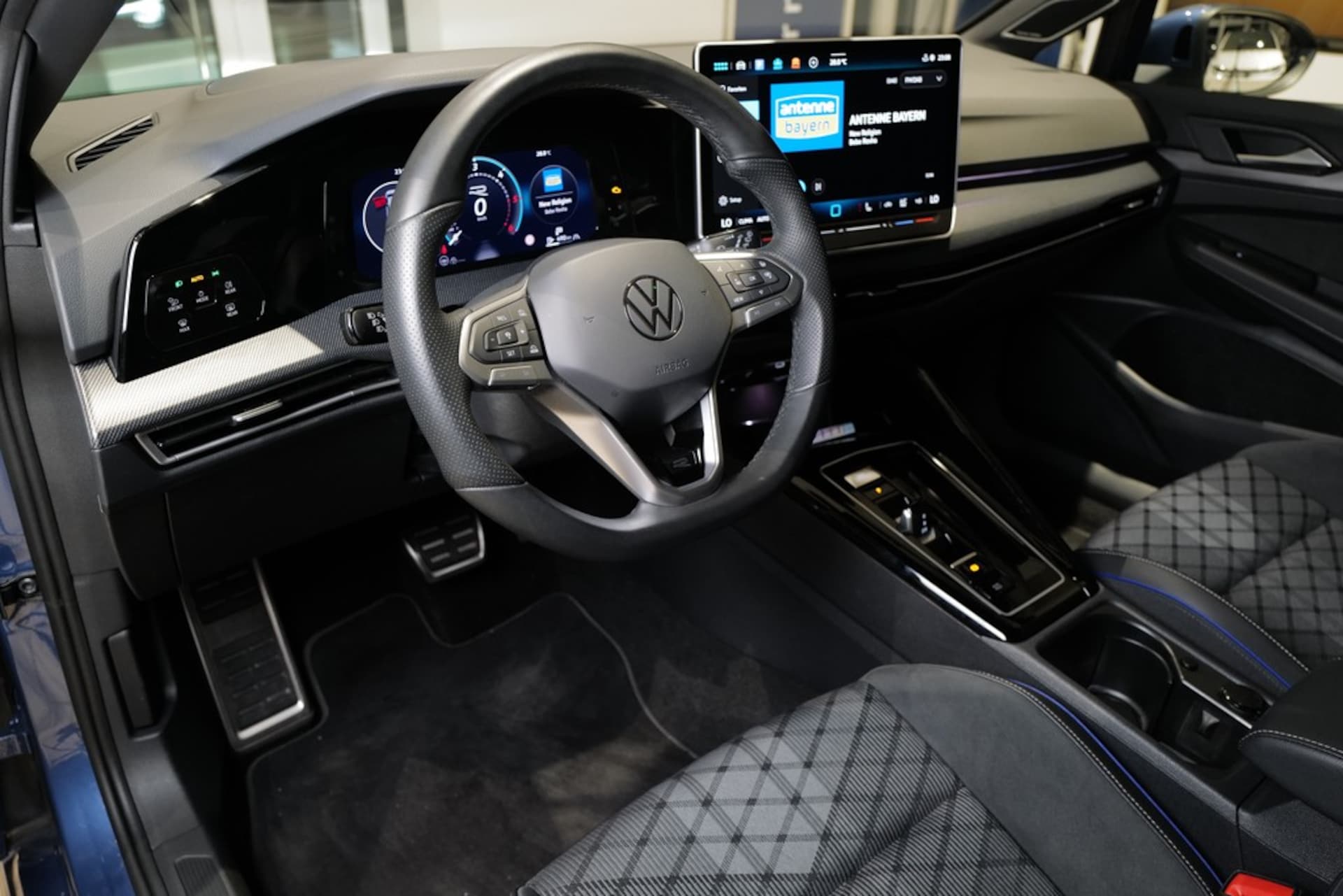 Volkswagen Golf Variant R-Line