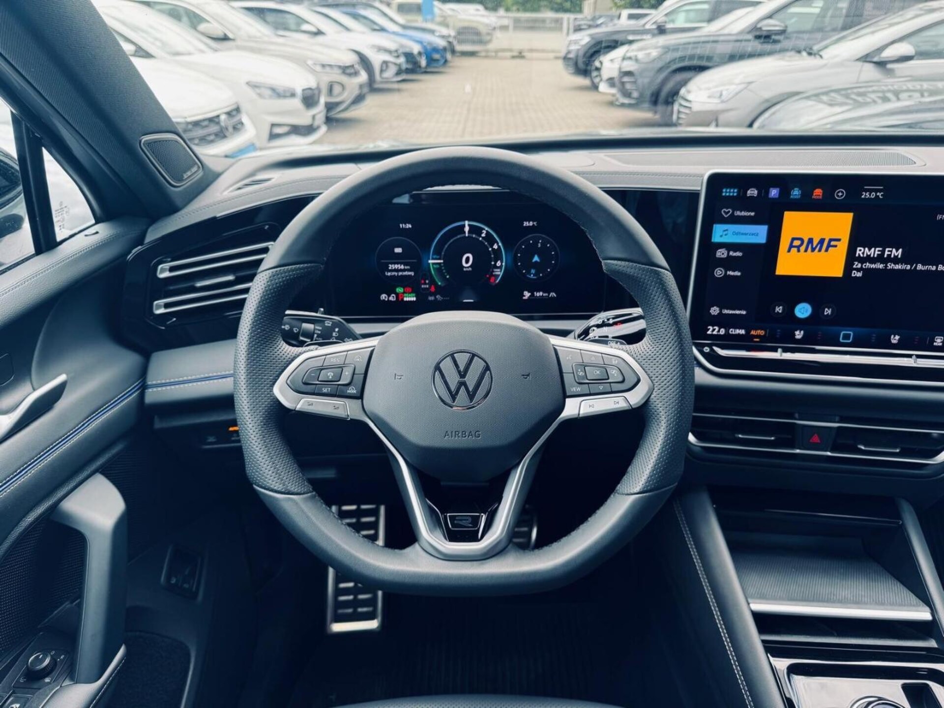Volkswagen Tiguan R-Line Plus